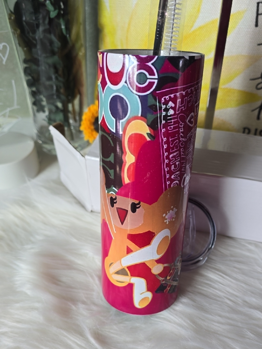 Cute Travel Tumbler,with Lid, Straw And Scrubber, Off BRAND NWT